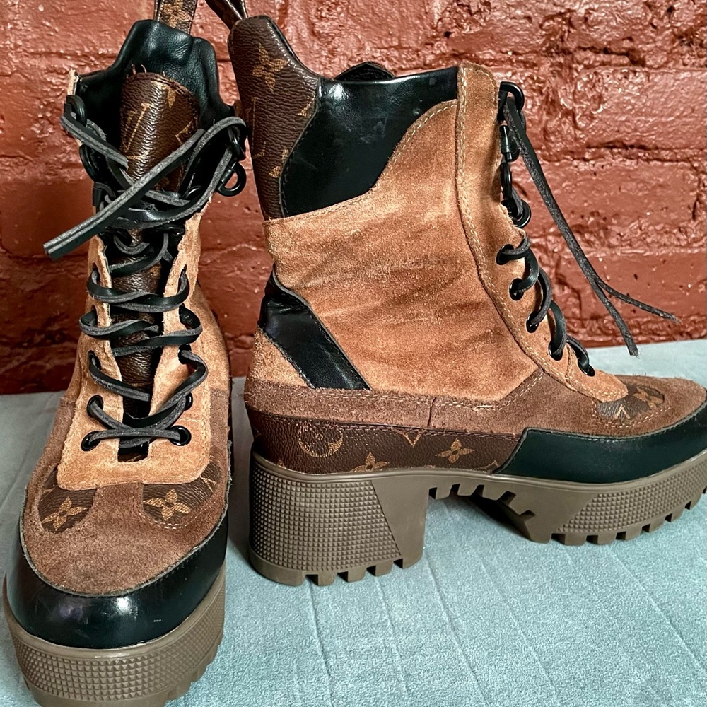 Louis Vuitton Laureate Platform Desert Boots